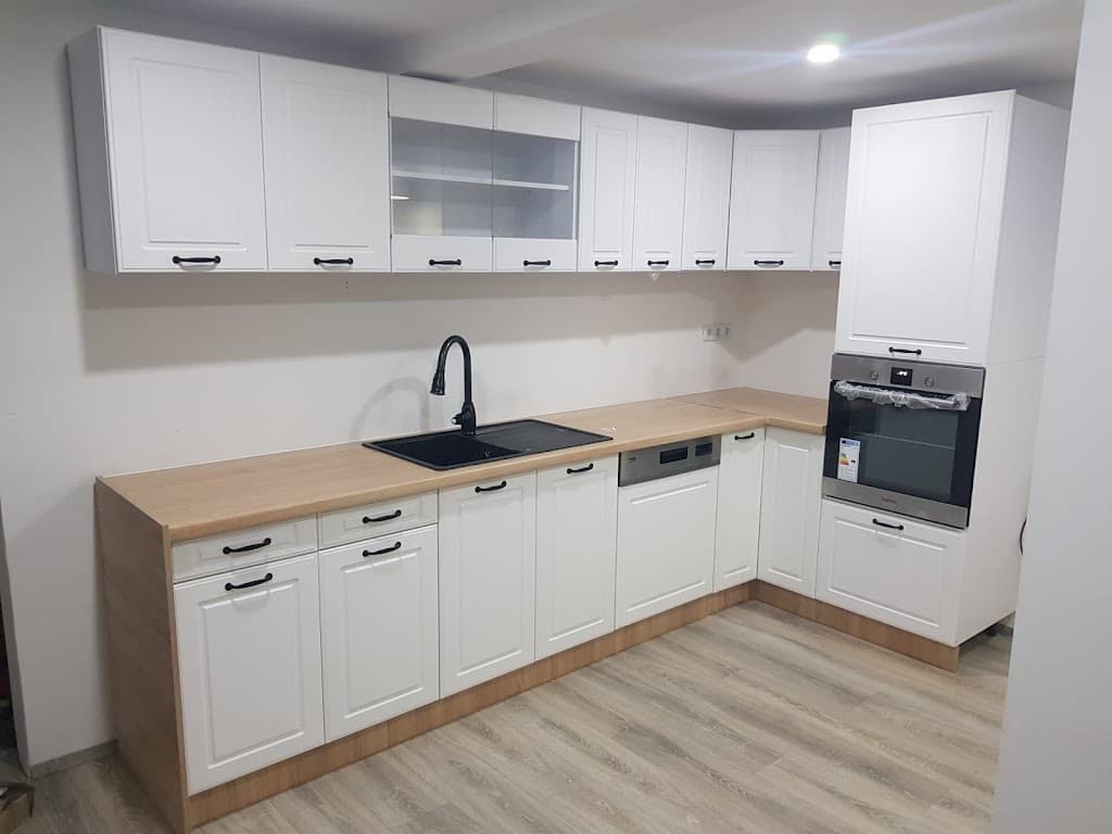 MAKA Möbel GmbH/ مفروشات مكة