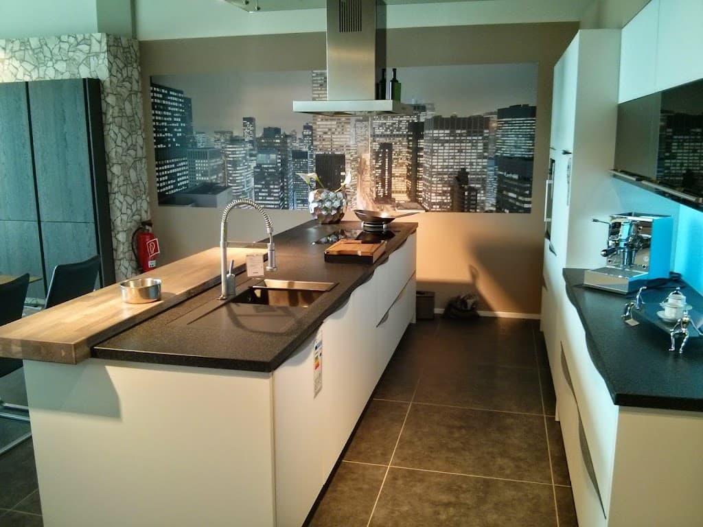 PLANA Küchenstudio Augsburg