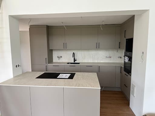 PLANA Küchenstudio München — Kundenfoto