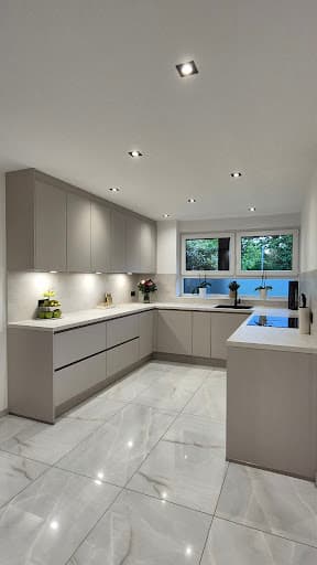 Prenses Küchen & Möbel - Ihr Küchenstudio und Einrichtungshaus für Essen und Umgebung — Kundenfoto